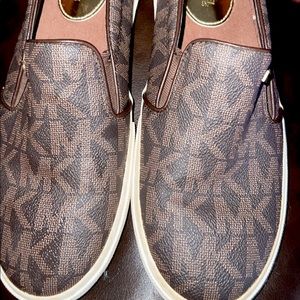 Michael Kors 7.5 Loafers